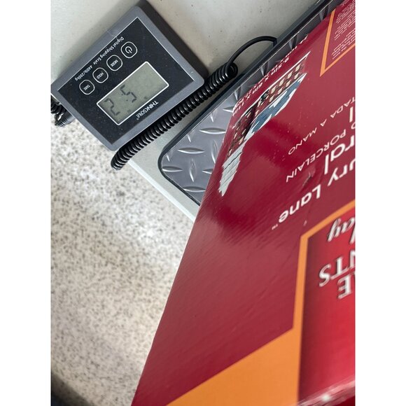 Home Accents Holiday Canterbury Lane Cathedral Hand Painted Porcelain 9.5x6x11" - Picture 7 of 7